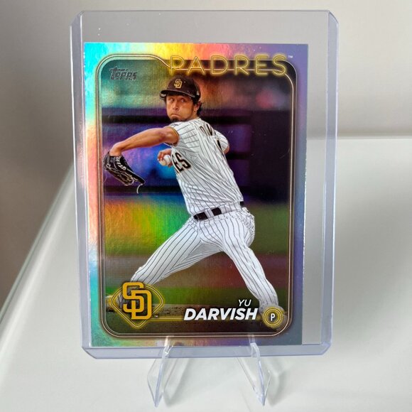 2024 Topps Series 2 - Yu Darvish Chrome #627 - Picture 1 of 2